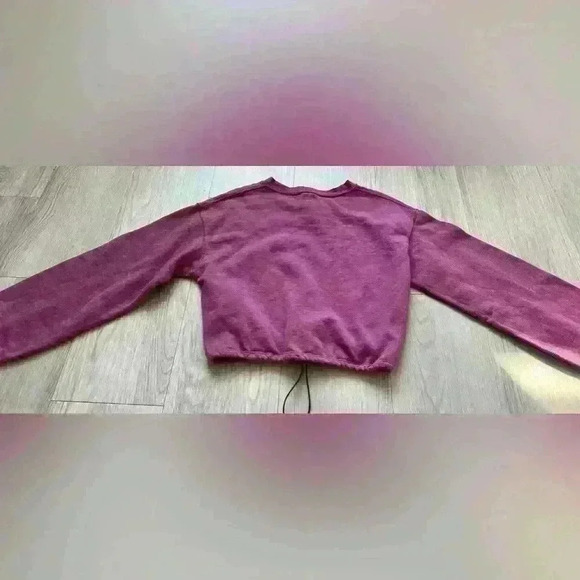 NWT BDG URBAN OUTFITTERS Cropped Bubble Hem Sweatshirt Purple Size S - Picture 4 of 4